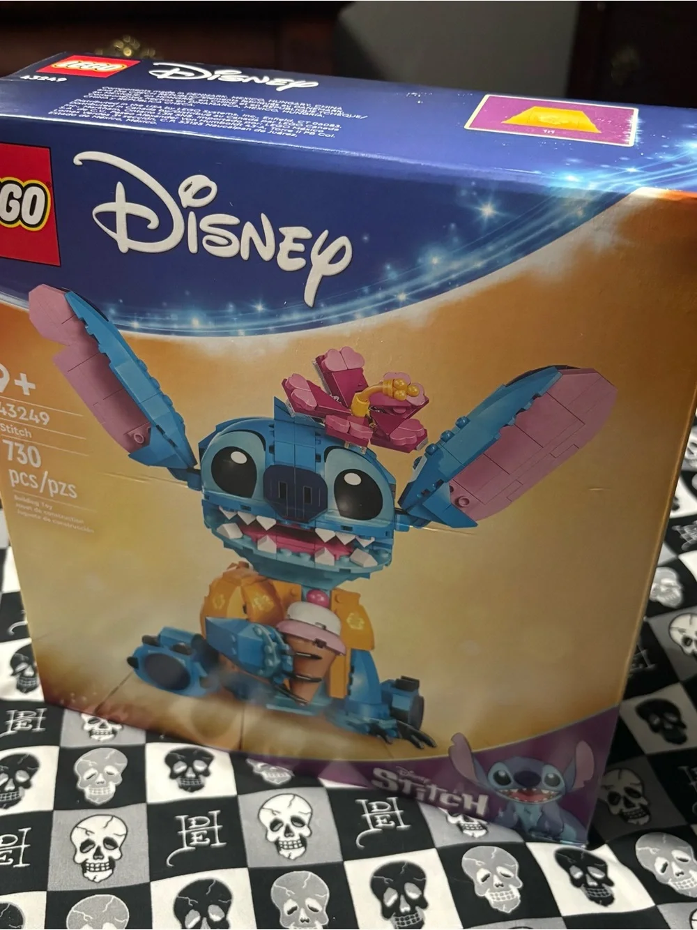 Disney Lilo and Stitch Lego Stitch with Ice Cream Building Set